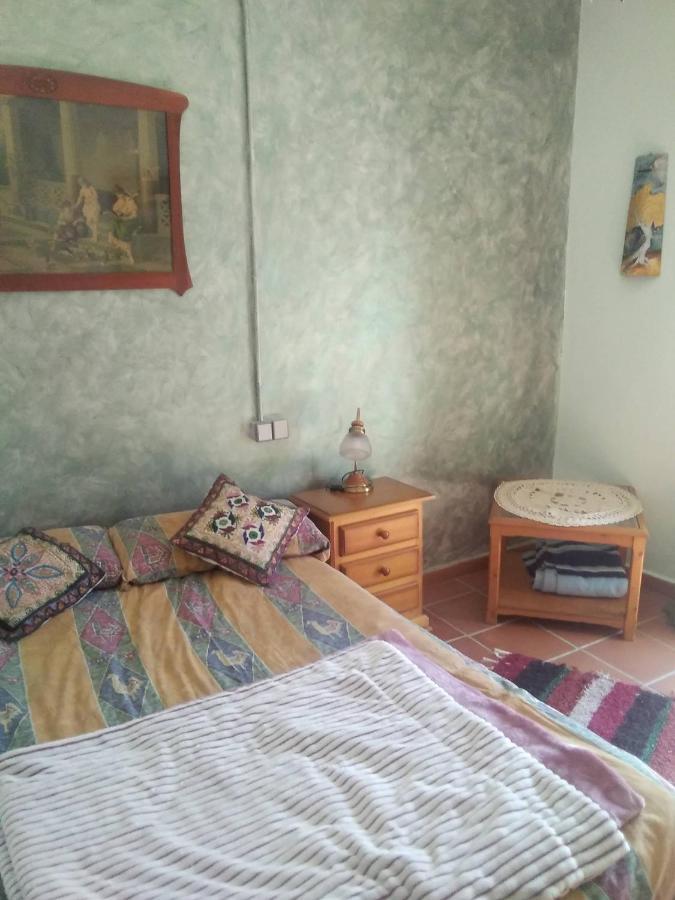 La Flecha Hostel Abrucena Luaran gambar