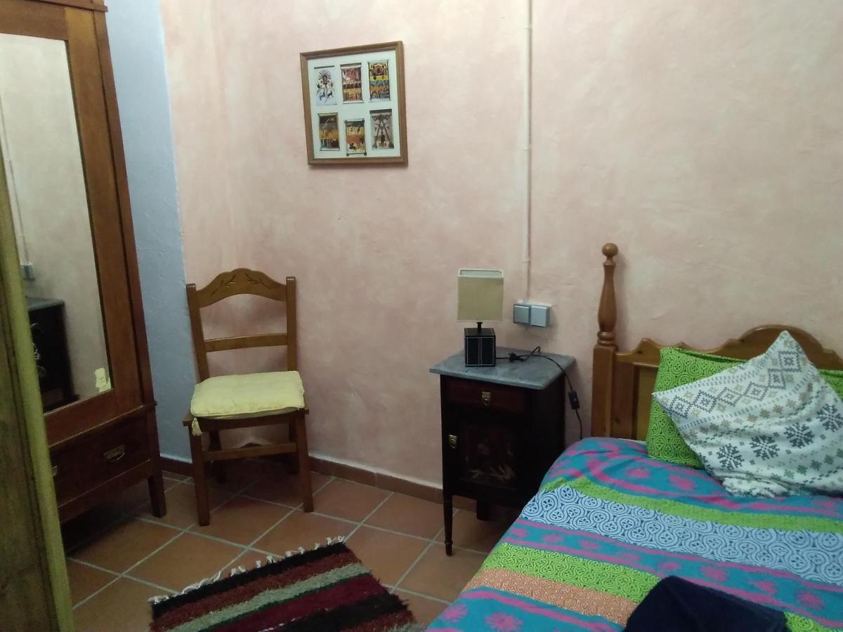 La Flecha Hostel Abrucena Luaran gambar