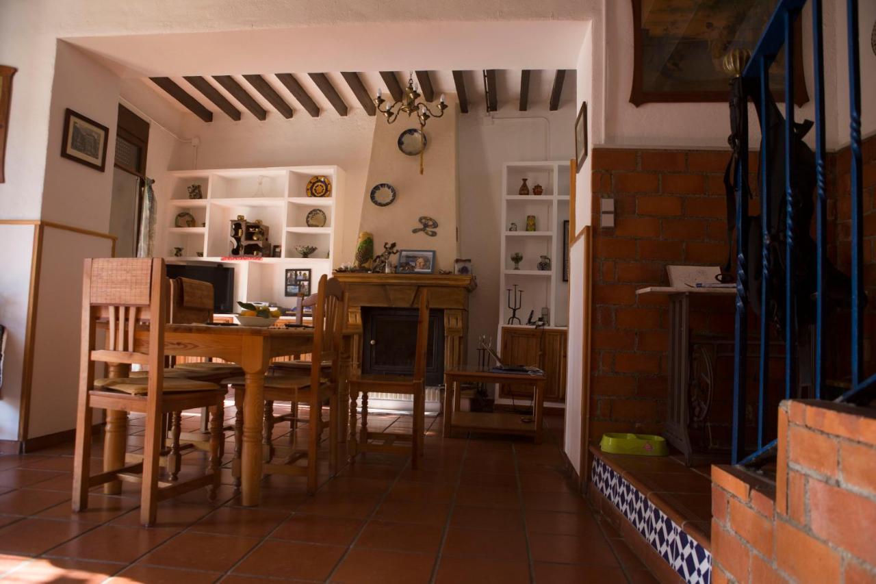 La Flecha Hostel Abrucena Luaran gambar